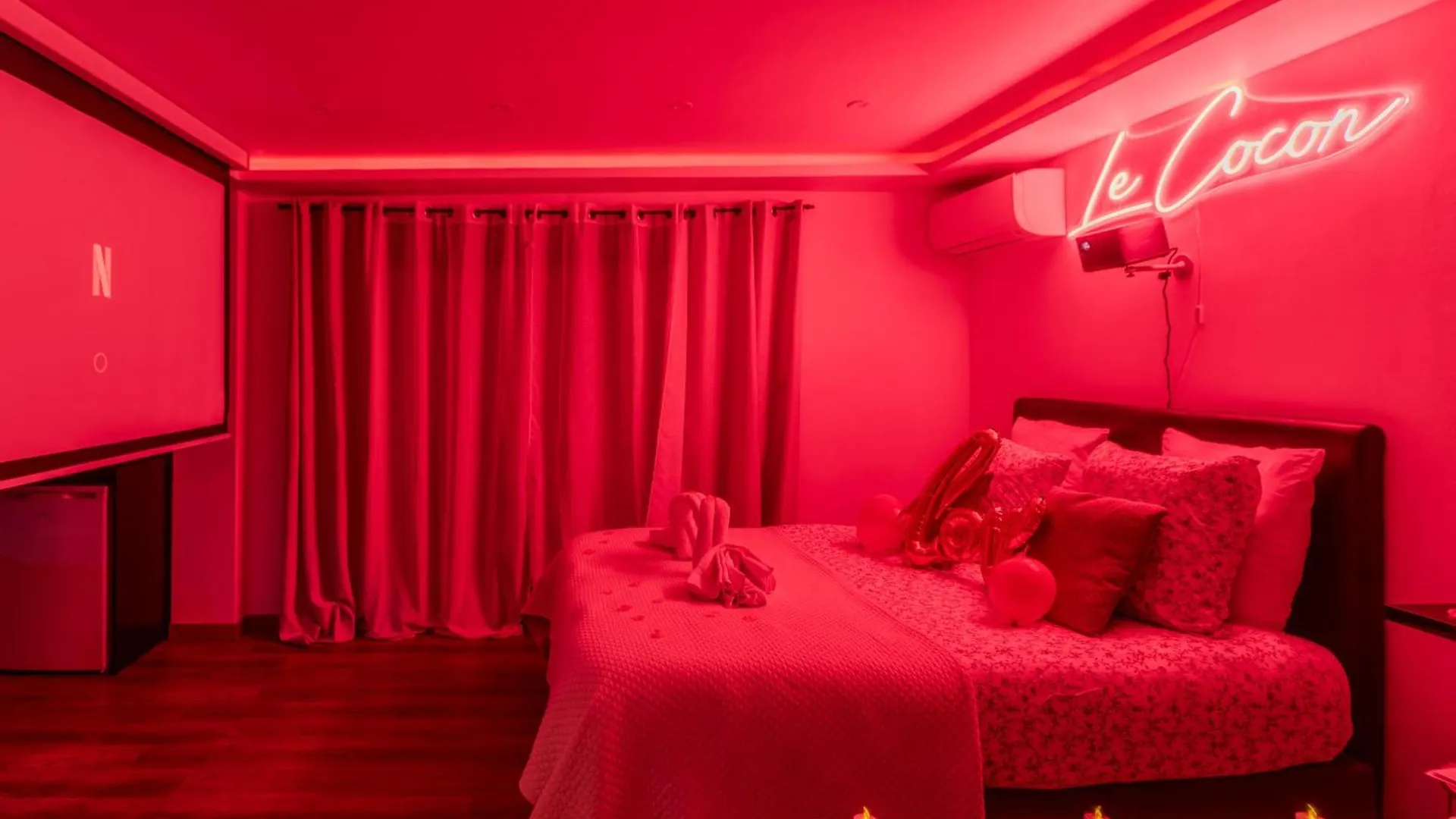 לה קאנה Le Cocon- Jacuzzi & Sauna Prives By Sweetdreams דירה לה קאנה